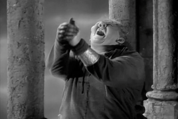 39-Quasimodo-cheers
