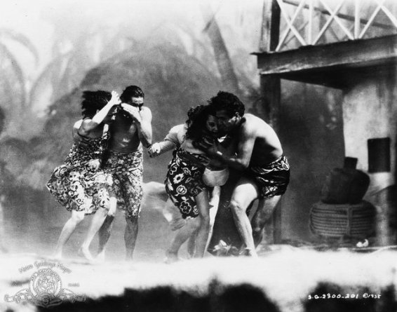 mv5bmtk1njk2mzq2ov5bml5banbnxkftztcwnza0mti0na__v1_sx640_sy720_