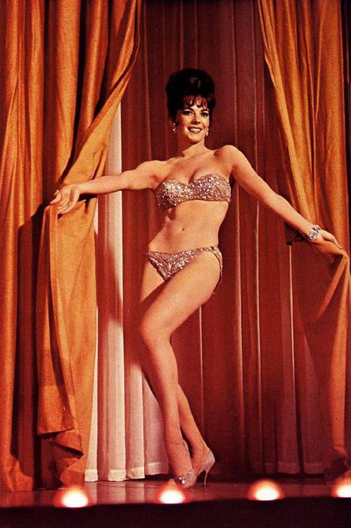 tumblr_m9lo42P5hW1rrbuhco1_500