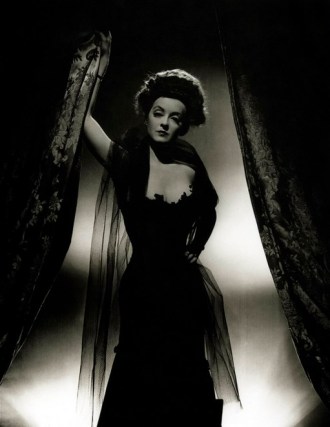 Bette-Davis-in-The-Little-Foxes-1941