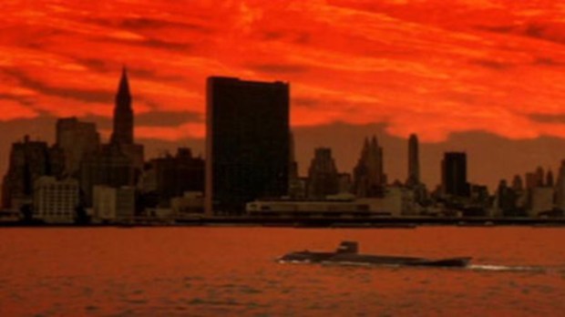 voyage-to-the-bottom-of-the-sea