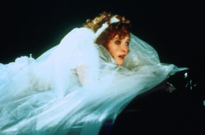 joan-cusack-in-and-out-movie-1997-photo-GC