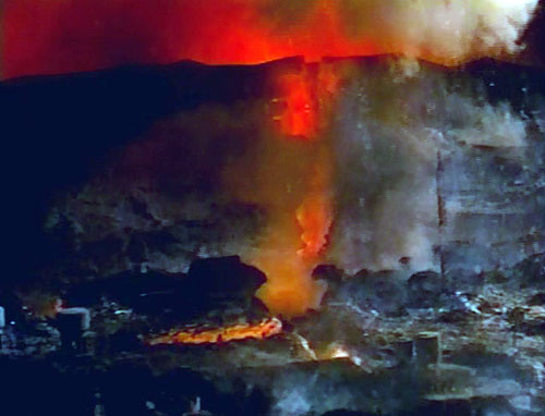 crack-in-the-world-1