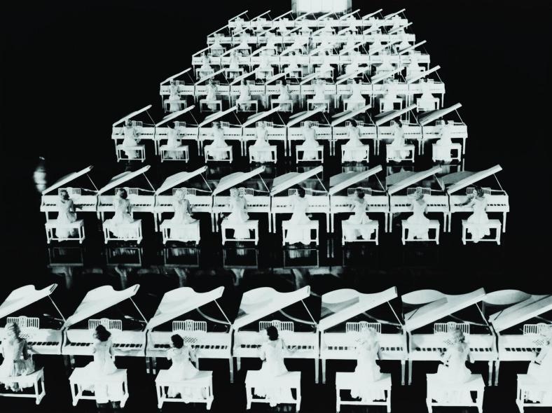 gold-diggers-of-1935-(1935)-large-picture