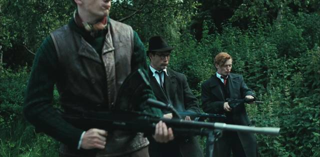 Flame-Citron-Thure-Lindhardt-Mads-Mikkelsen-Stine-Stengade-Mille-Lehfeldt-34_mid