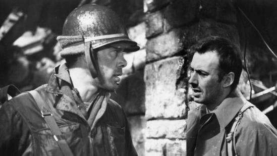 lee-marvin-eight-iron-men-985-554