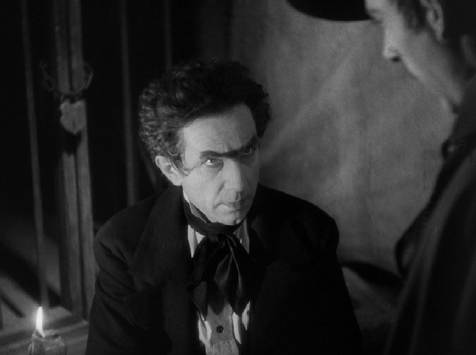 murders-in-the-rue-morgue-023