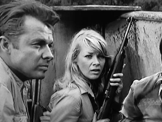 audie-murphy-and-dolores-michaels-in-battle-at-bloody-beach-1961-large-picture