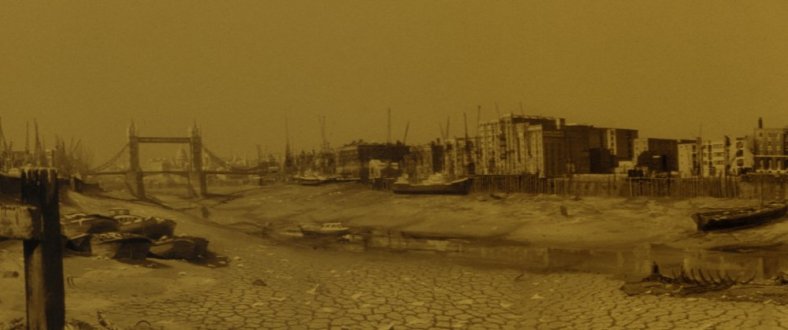 day-the-earth-caught-fire-the-1961-014-river-thames