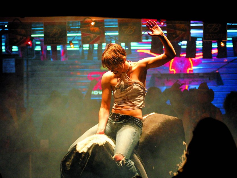 Movies_Movies_D_Domino_009810_
