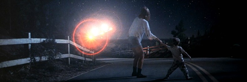 Close-Encounters-of-the-Third-Kind-LB2-1