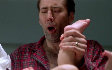 the-family-man-2000-nicolas-cage-xmas-movie-review-scared