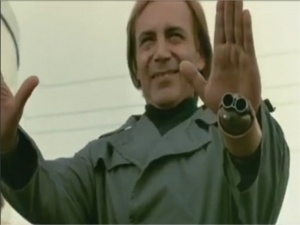 300px-Soldier_12_dbl_arm