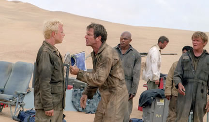 Flight Of The Phoenix (2004) | Movies ala Mark