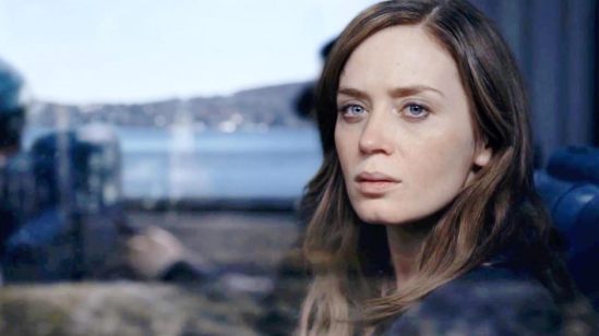 the-girl-on-the-train-movie-emily-blunt