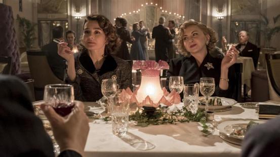 122618stanandollie_960x540