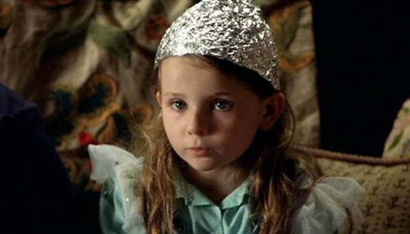 abigail-breslin-signs