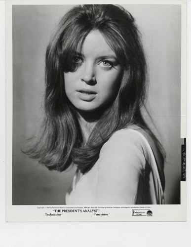 MV5BMThjZjA2YzAtMzIxOC00YTc5LWFiZGUtNTc4NTQ1OTExNGUwXkEyXkFqcGdeQXVyMzAwOTU1MTk@._V1_SX772_CR0,0,772,999_AL_