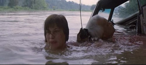 500full-beyond-rangoon----------------------------------(1995)-screenshot