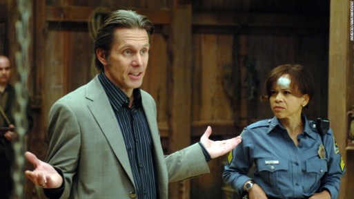 MV5BNjhjMjIyOWQtY2NmMS00ZmZkLWE1N2MtZTk5YjViNzEyYmVjXkEyXkFqcGdeQXVyODEwMTc2ODQ@._V1_