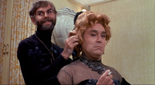 tumblr_ocq4y7kqte1qmemvwo1_500