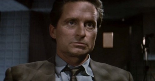michael-douglas-as-det-nick-curran-in-basic
